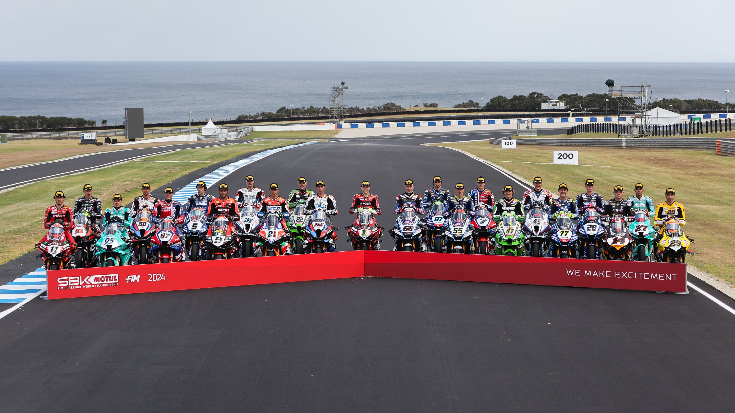 Revving Up Down Under: Unveiling the Tradition – The Chevron Photo Op Marks the Start of the 2024 WorldSBK Season in Aussie Style!