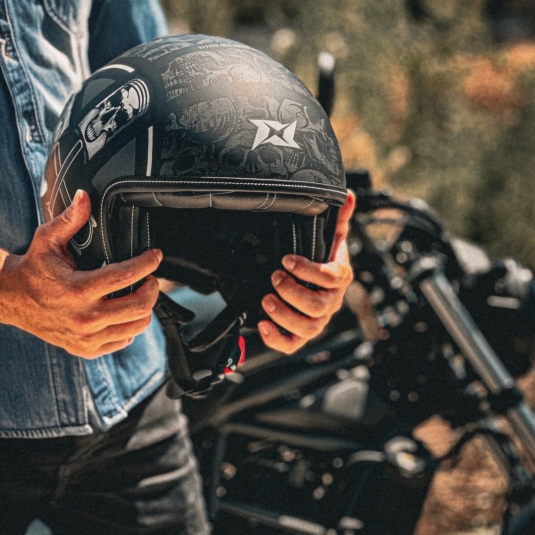 Unleash Your Inner Rebel with the Hornet S SV Skull B1 Helmet: Style Meets Safety!