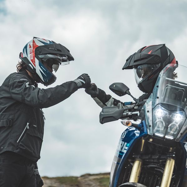 🚀🏍️ Elevate Your Ride with Schuberth Helmets: Ultimate Protection & Style! 🎉💼