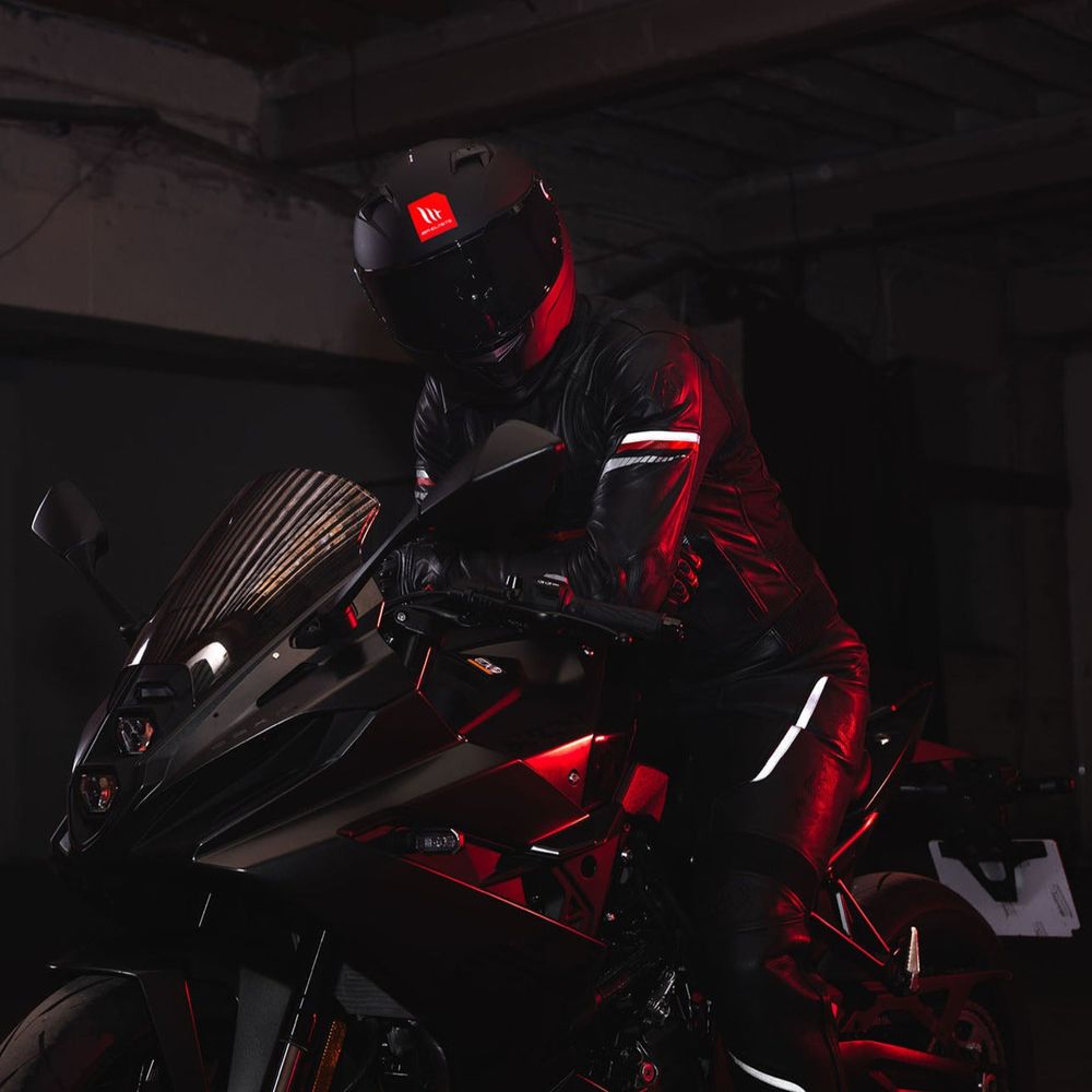 ARMR Raiden 3.0 Leather Jacket Black / Red FREE 1 YEAR Returns, FREE UK Delivery | ThrottleChimp