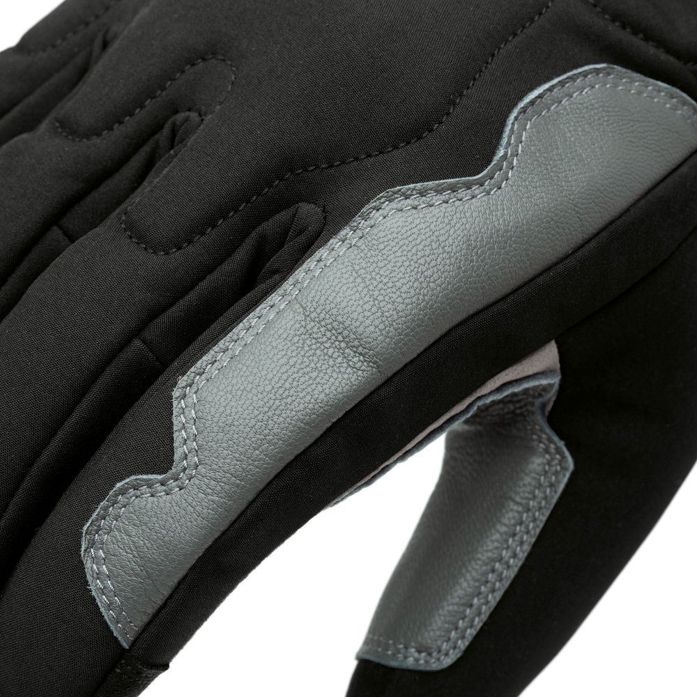 Tucano Urbano Defender Hydroscud Gloves Black (Image 5) - ThrottleChimp