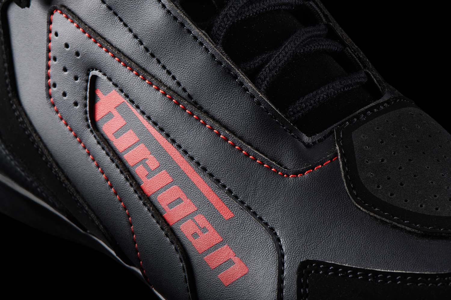 Furygan V3 Shoes Black / Red FREE 1 YEAR Returns, FREE UK Delivery | ThrottleChimp