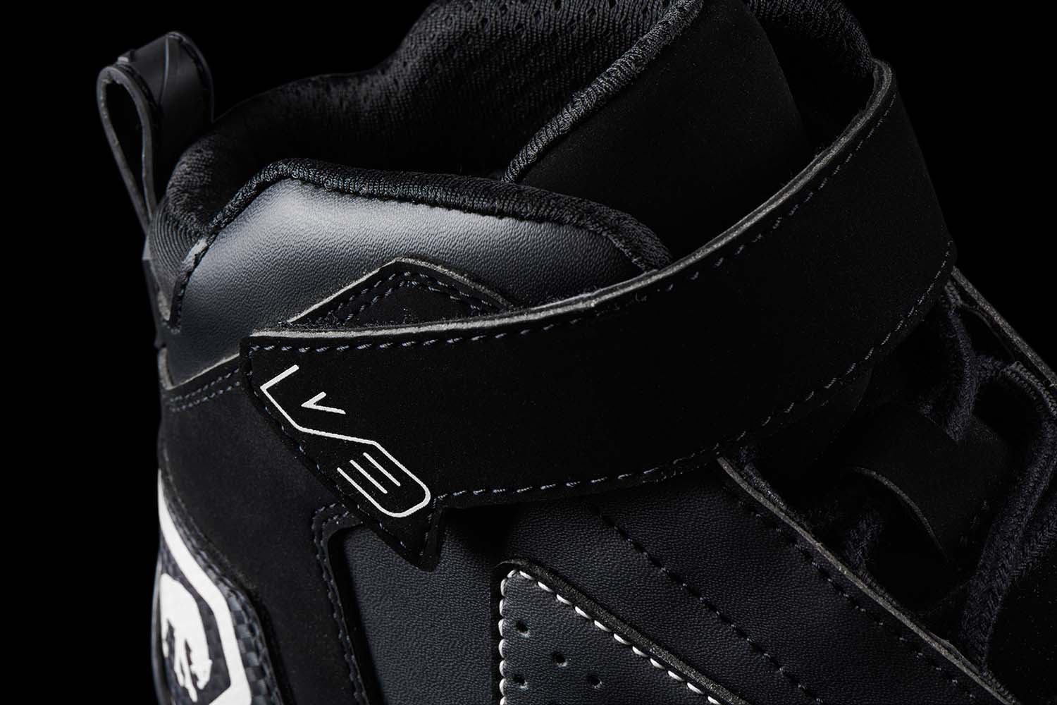 Furygan V3 Shoes Black / White FREE 1 YEAR Returns, FREE UK Delivery | ThrottleChimp