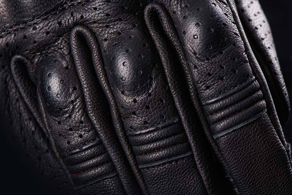 Furygan Dean Leather Gloves Black FREE 1 YEAR Returns, FREE UK Delivery | ThrottleChimp