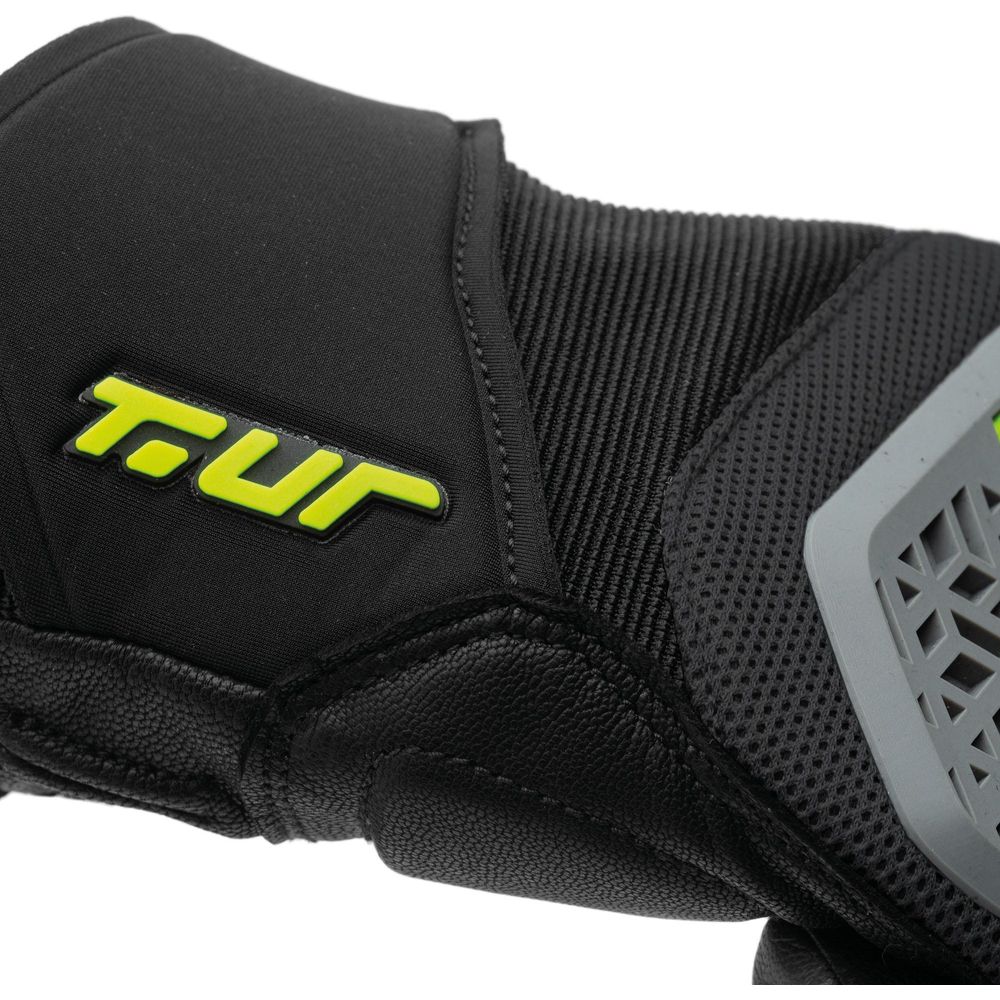 T.UR G-Three 3D Summer Gloves Black / Grey FREE 1 YEAR Returns, FREE UK Delivery | ThrottleChimp