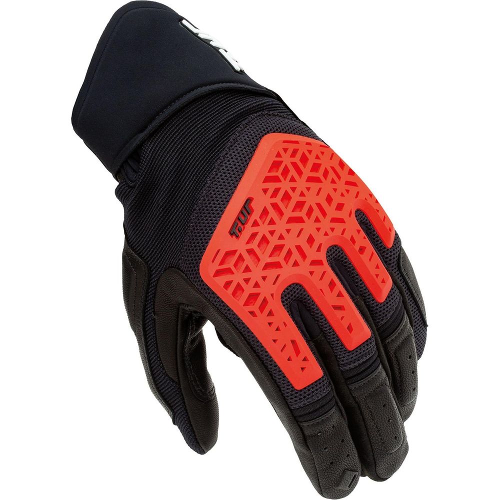 T.UR G-Three 3D Summer Gloves Black / Red FREE 1 YEAR Returns, FREE UK Delivery | ThrottleChimp