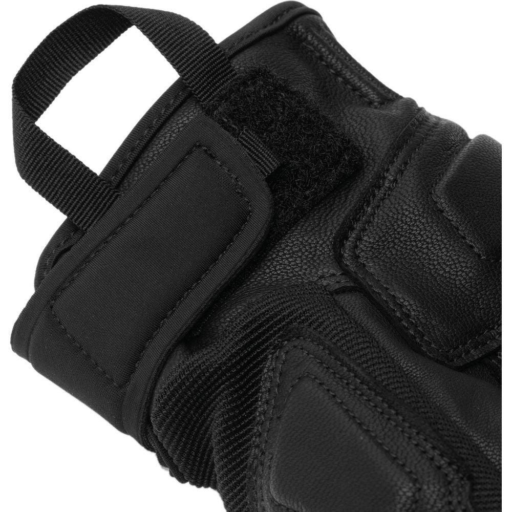 T.UR G-Three 3D Summer Gloves Black / Red FREE 1 YEAR Returns, FREE UK Delivery | ThrottleChimp