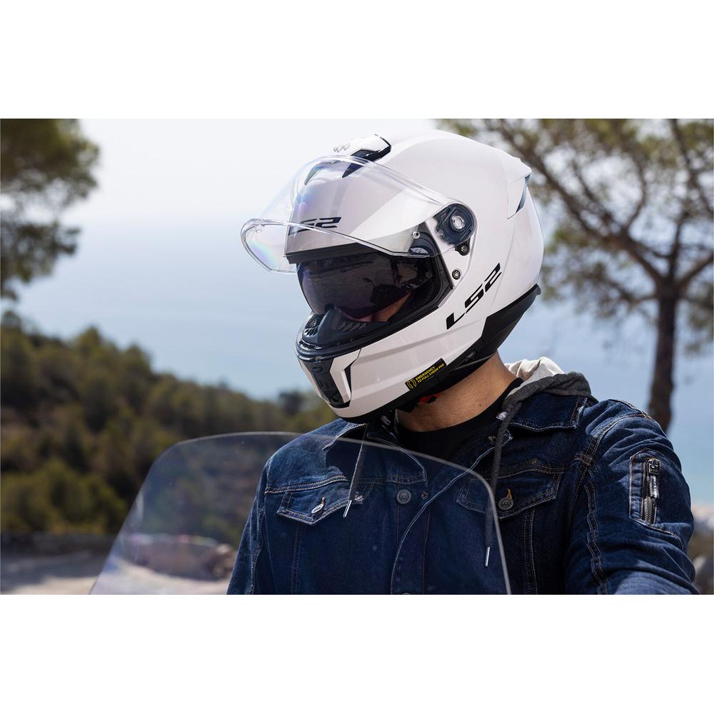 LS2 FF808 Stream 2 ECE 22.06 Full Face Helmet Gloss White FREE 1 YEAR Returns, FREE UK Delivery | ThrottleChimp