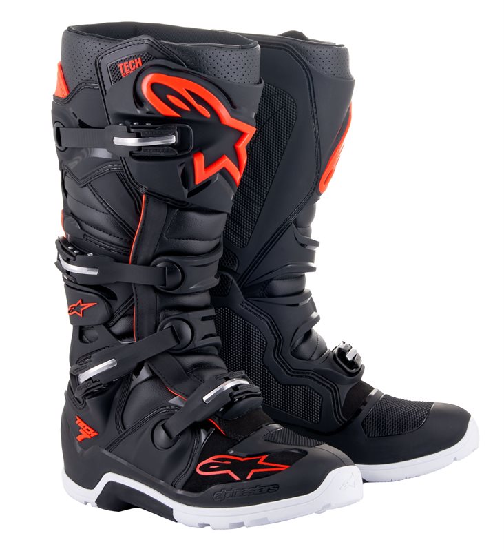 Alpinestars Tech 7 Enduro Off-Road Boots Black / Fluo Red FREE 1 YEAR Returns, FREE UK Delivery | ThrottleChimp