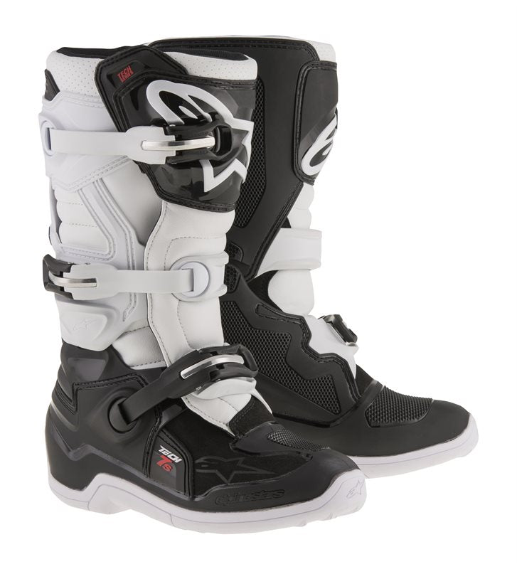 Alpinestars Youth Tech 7 S Off-Road Boots Black / White FREE 1 YEAR Returns, FREE UK Delivery | ThrottleChimp