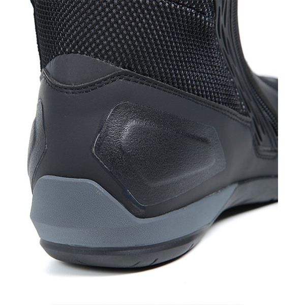 TCX Airtech 3 Gore-Tex Boots Black (Image 9) - ThrottleChimp