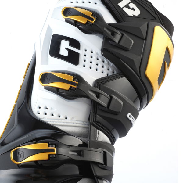 Gaerne SG-12 MX Boots Luxe FREE 1 YEAR Returns, FREE UK Delivery | ThrottleChimp