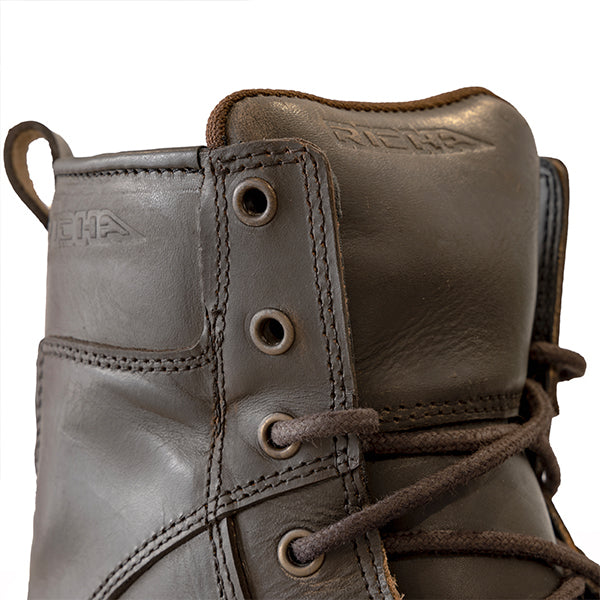 Richa Brookland Leather Boots Rust FREE 1 YEAR Returns, FREE UK Delivery | ThrottleChimp