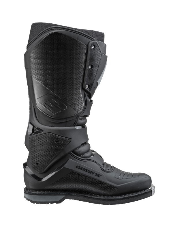 Gaerne SG.22 MX Boots Black FREE 1 YEAR Returns, FREE UK Delivery | ThrottleChimp