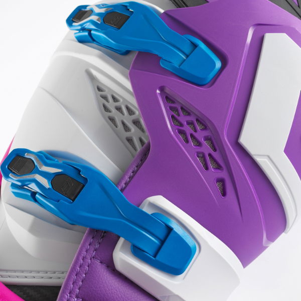 Gaerne SG.22 MX Boots Purple / White FREE 1 YEAR Returns, FREE UK Delivery | ThrottleChimp