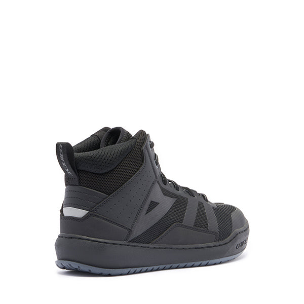 Dainese Suburb Air Shoes Black / Black (Image 3) - ThrottleChimp