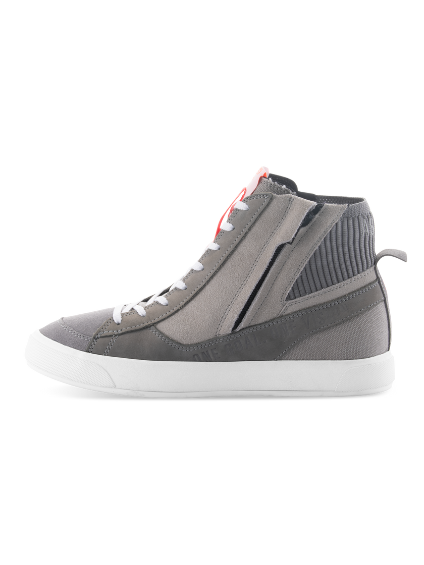 Alpinestars Stated Shoes Light Grey / Fluo Red / White FREE 1 YEAR Returns, FREE UK Delivery | ThrottleChimp