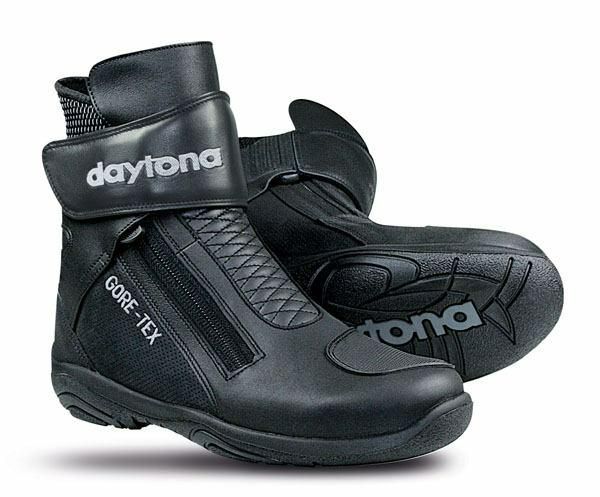 Daytona Arrow Sport Gore-Tex Boots Black - ThrottleChimp
