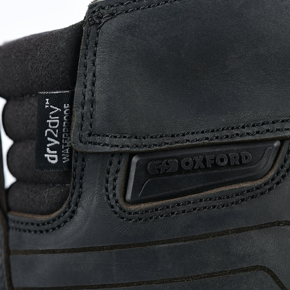 Oxford Kickback All Weather Boots Black FREE 1 YEAR Returns, FREE UK Delivery | ThrottleChimp