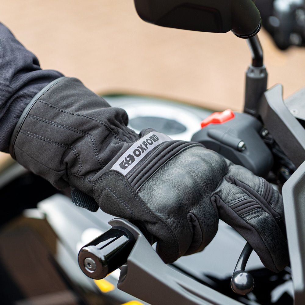 Oxford Calgary 2.0 Leather Gloves Black (Image 10) - ThrottleChimp