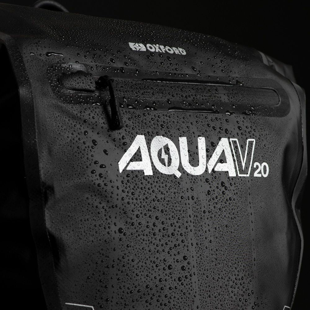 Oxford Aqua V20 Single QR Pannier Bag Black - 20 Litres FREE 1 YEAR Returns, FREE UK Delivery | ThrottleChimp