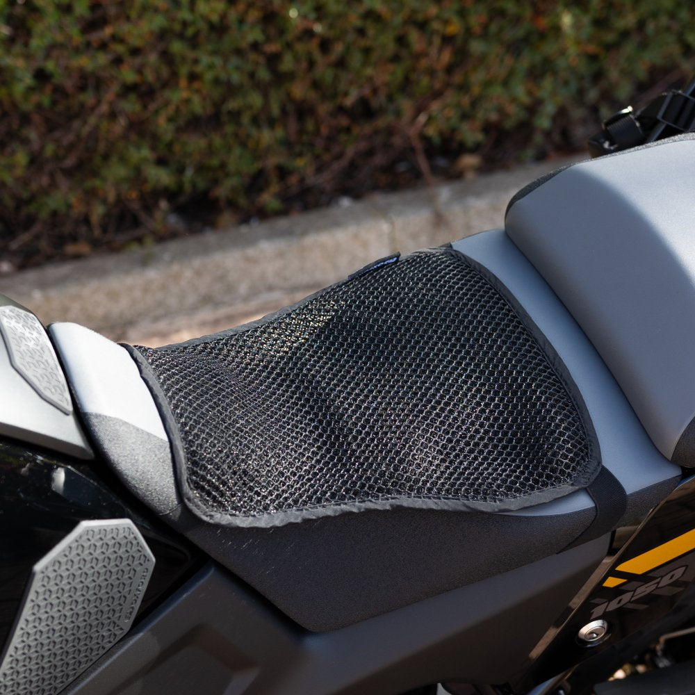 Oxford Cool Seat Cover Black For Adventure & Touring Motorcycle - 360 x 280 x 10mm (Image 3) - ThrottleChimp