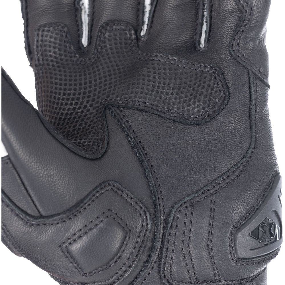 Oxford Cypher 1.0 Short Leather Gloves Black / White