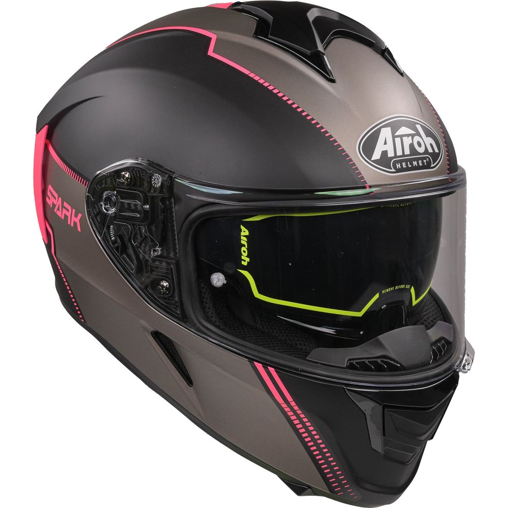 Airoh Spark Flow Full Face Helmet Matt Black / Pink FREE 1 YEAR Returns, FREE UK Delivery | ThrottleChimp