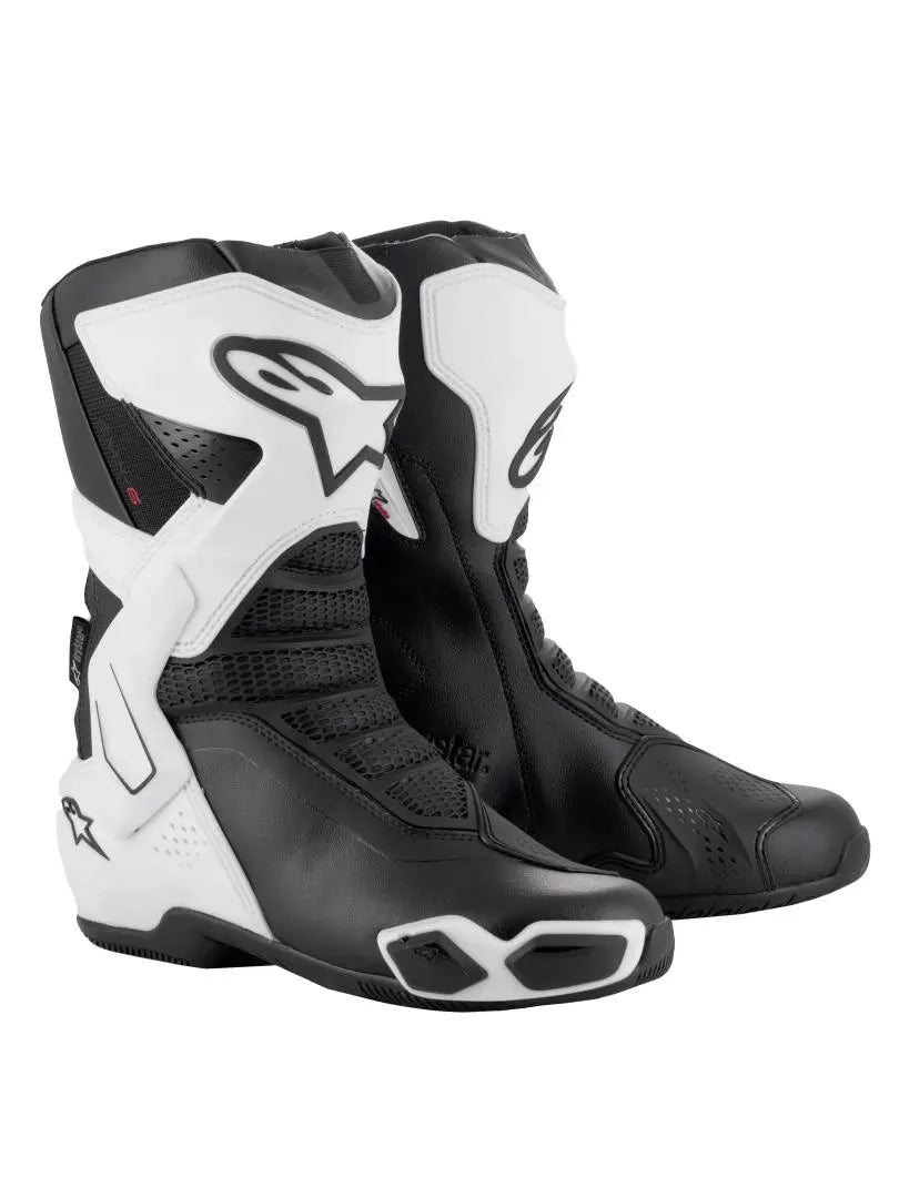 Alpinestars Stella SMX-6 V3 Drystar Ladies Boots White / Black FREE 1 YEAR Returns, FREE UK Delivery | ThrottleChimp