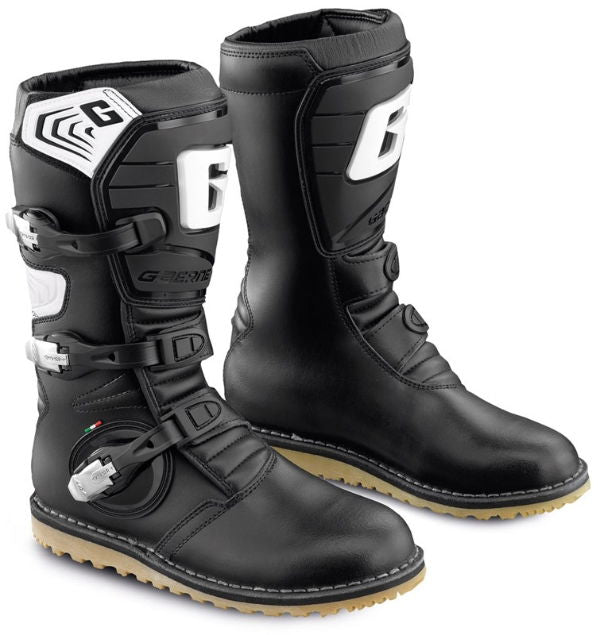 Gaerne Balance Pro Tech Kids Trials Boots Black FREE 1 YEAR Returns, FREE UK Delivery | ThrottleChimp