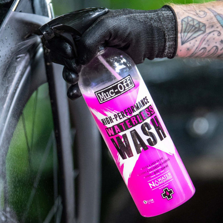 Muc-Off High Performance Waterless Wash Spray - 750ml (Image 2) - ThrottleChimp