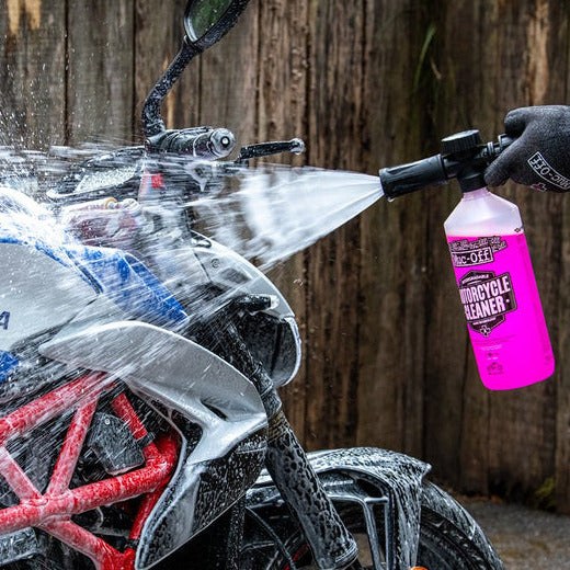 Muc-Off Motorcycle Pressure Washer With 1 Litre Nano Tech Cleaner (Image 10) - ThrottleChimp