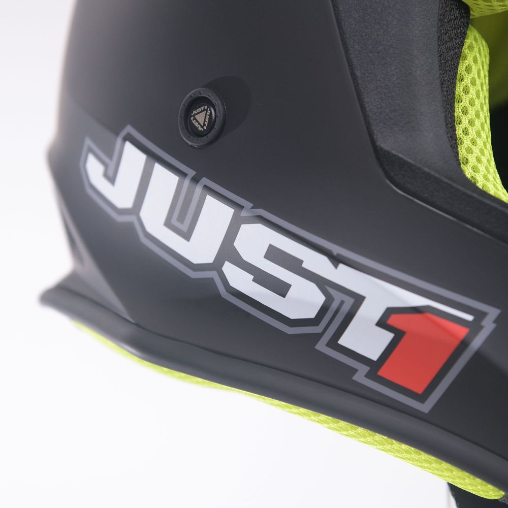 Just1 J38 MX Helmet Solid Matt Black (Image 9) - ThrottleChimp