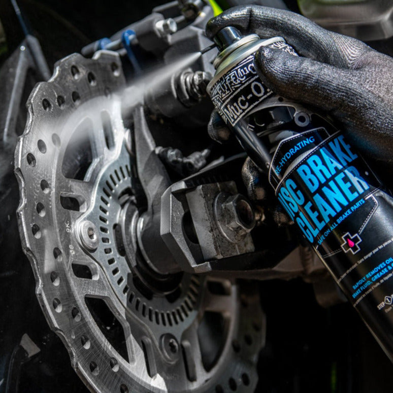 Muc-Off Motorcycle Disc Brake Cleaner - 400ml FREE 1 YEAR Returns, FREE UK Delivery | ThrottleChimp