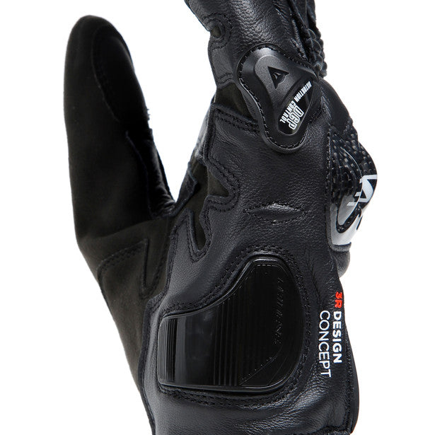 Dainese Carbon 4 Short Leather Gloves Black / Black (Image 7) - ThrottleChimp