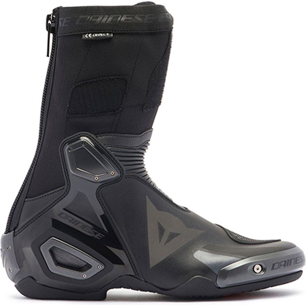 Dainese Axial 2 Boots Black / Black FREE 1 YEAR Returns, FREE UK Delivery | ThrottleChimp