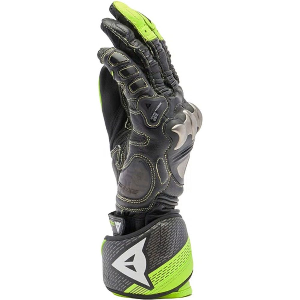 Dainese Full Metal 7 Leather Gloves Black / Fluo Yellow FREE 1 YEAR Returns, FREE UK Delivery | ThrottleChimp