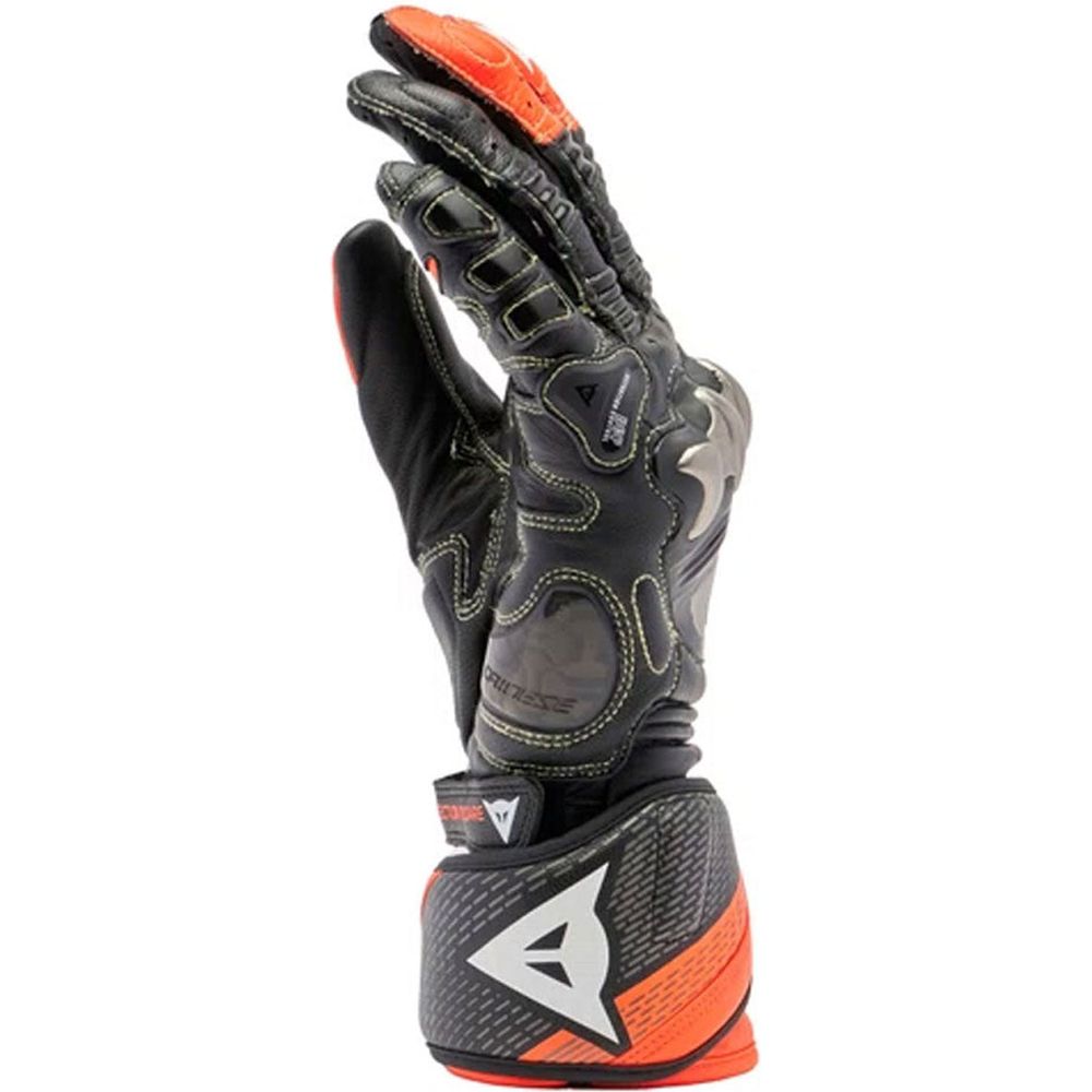 Dainese Full Metal 7 Leather Gloves Black / Fluo Red FREE 1 YEAR Returns, FREE UK Delivery | ThrottleChimp