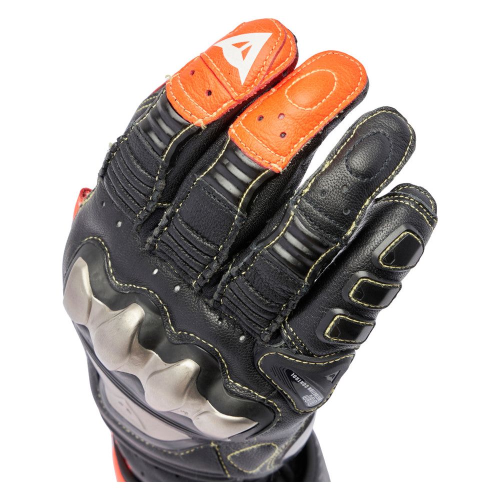 Dainese Full Metal 7 Leather Gloves Black / Fluo Red FREE 1 YEAR Returns, FREE UK Delivery | ThrottleChimp