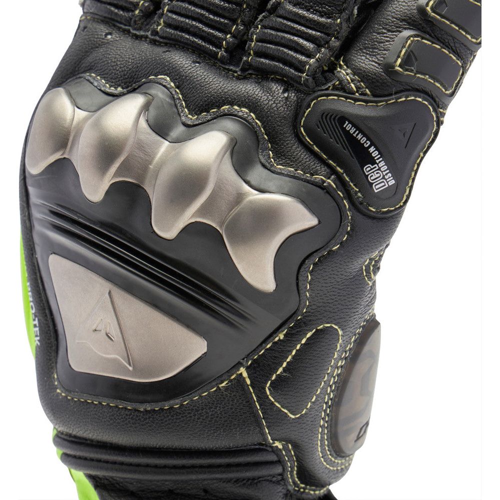 Dainese Full Metal 7 Leather Gloves Black / Fluo Yellow FREE 1 YEAR Returns, FREE UK Delivery | ThrottleChimp