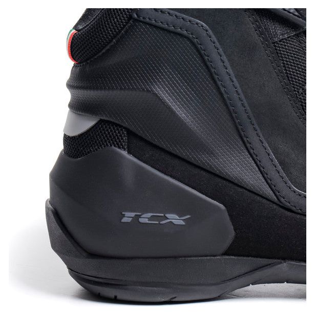 TCX Jupiter 5 Gore-Tex Boots Black FREE 1 YEAR Returns, FREE UK Delivery | ThrottleChimp