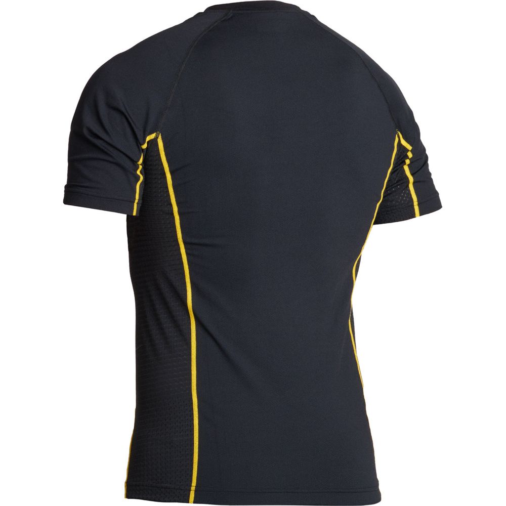 Lindstrands Dry Short Sleeves Base Layer Tee Black FREE 1 YEAR Returns, FREE UK Delivery | ThrottleChimp