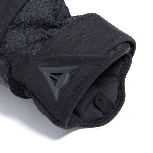 Dainese Livigno Winter Thermal Gore-Tex Gloves Black (Image 9) - ThrottleChimp