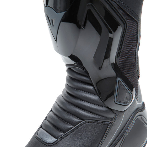 Dainese Nexus 2 Boots Black FREE 1 YEAR Returns, FREE UK Delivery | ThrottleChimp