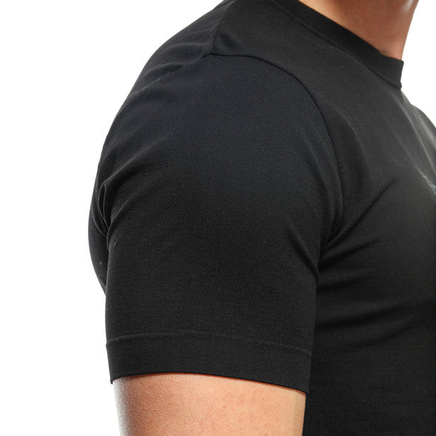 Dainese Quick Dry Base Layer Top Black FREE 1 YEAR Returns, FREE UK Delivery | ThrottleChimp