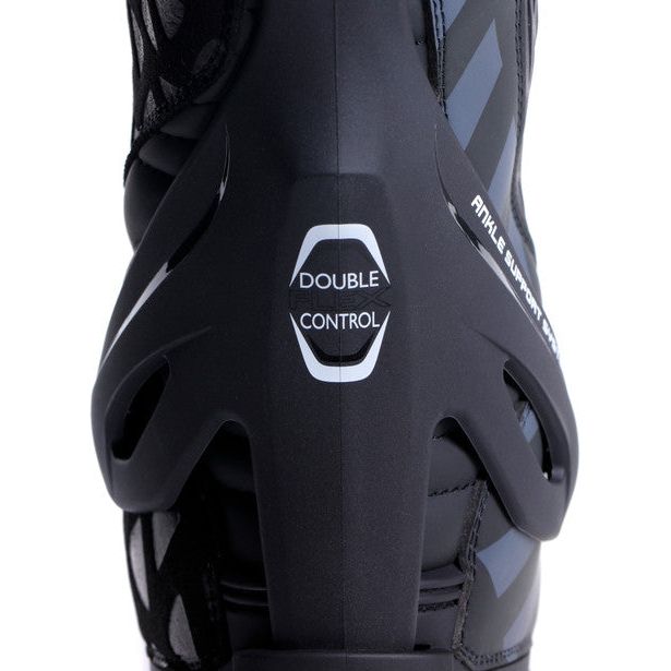 TCX RT Race Boots Black / Dark Grey FREE 1 YEAR Returns, FREE UK Delivery | ThrottleChimp