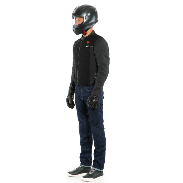 Dainese Smart Vest Airbag Black (Image 6) - ThrottleChimp