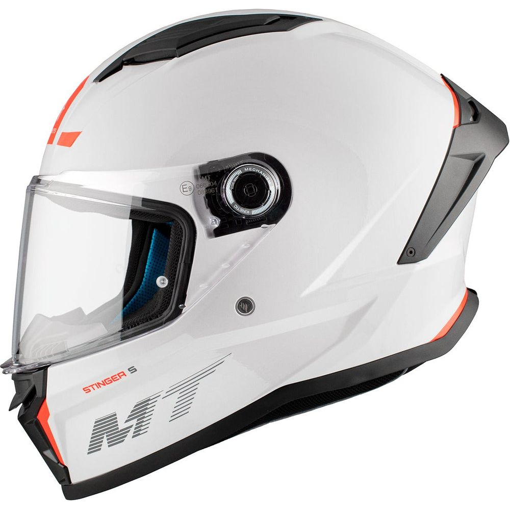 MT Stinger 2 A0 Full Face Helmet Gloss White FREE 1 YEAR Returns, FREE UK Delivery | ThrottleChimp