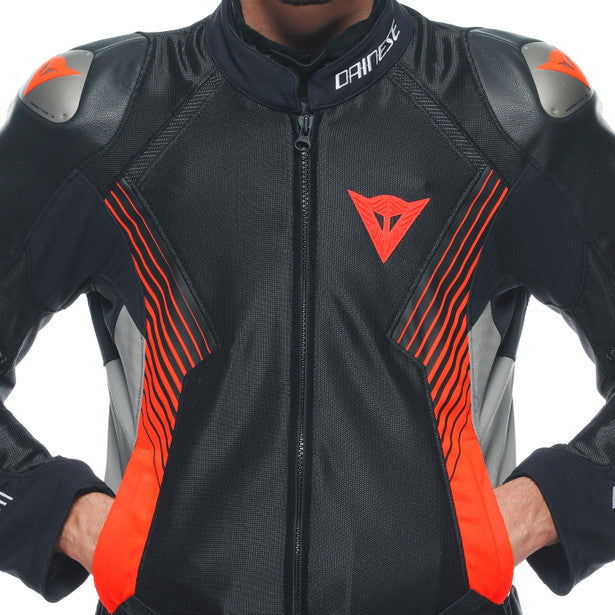 Dainese Super Rider 2 Absoluteshell Mesh Textile Jacket Black / Grey / Red FREE 1 YEAR Returns, FREE UK Delivery | ThrottleChimp