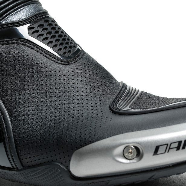 Dainese Torque 3 Out Air Boots Black / Anthracite (Image 10) - ThrottleChimp